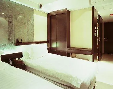 Mingle On The Wing Hotel Hong Kong