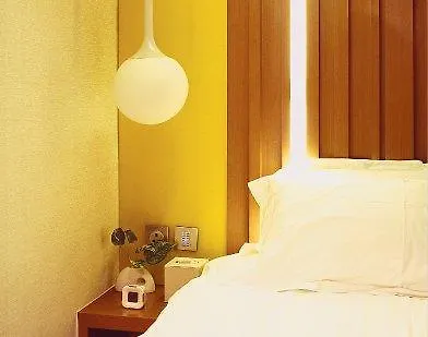 Mingle On The Wing Hotel Hong Kong