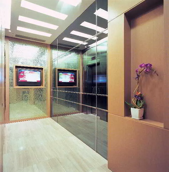 Mingle On The Wing Hotel Hong Kong China